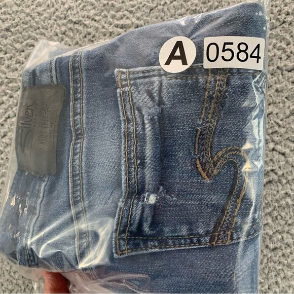 Silver Jeans AIKO Mid Rise Slim Boot Distressed Women's Jeans  -  Size:  26 - Picture 15 of 15